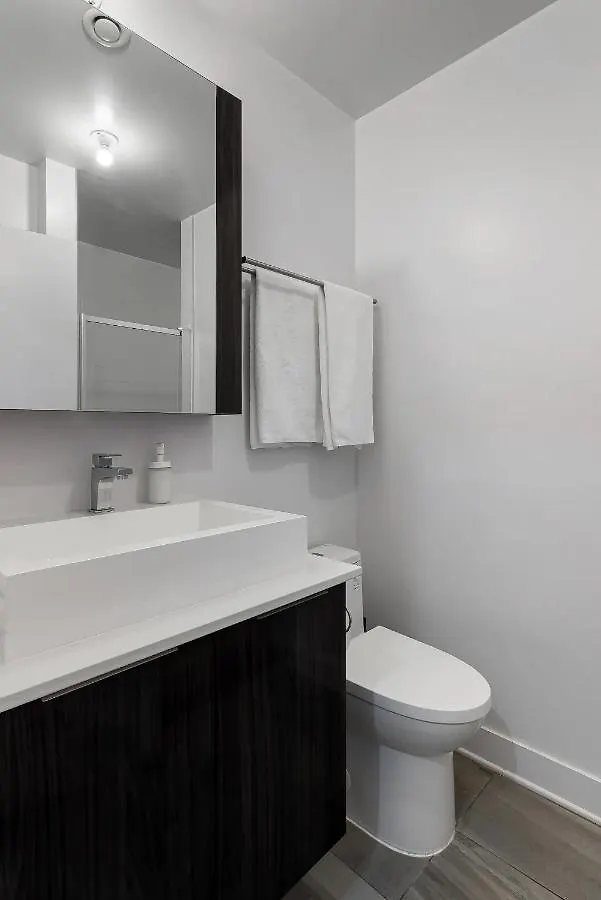 Apartment Saint-Laurent Montreal